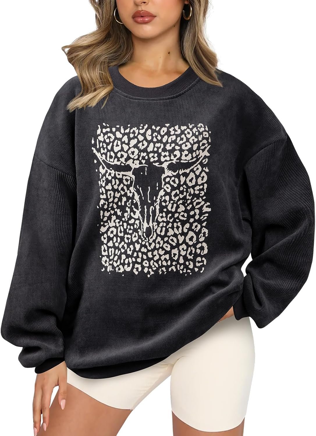 UNIQUEONE Boho Cow Skull Sweatshirt Women: Oversized Vintage Western Rodeo Graphic Tee Country Concert Outfits Pullover Tops