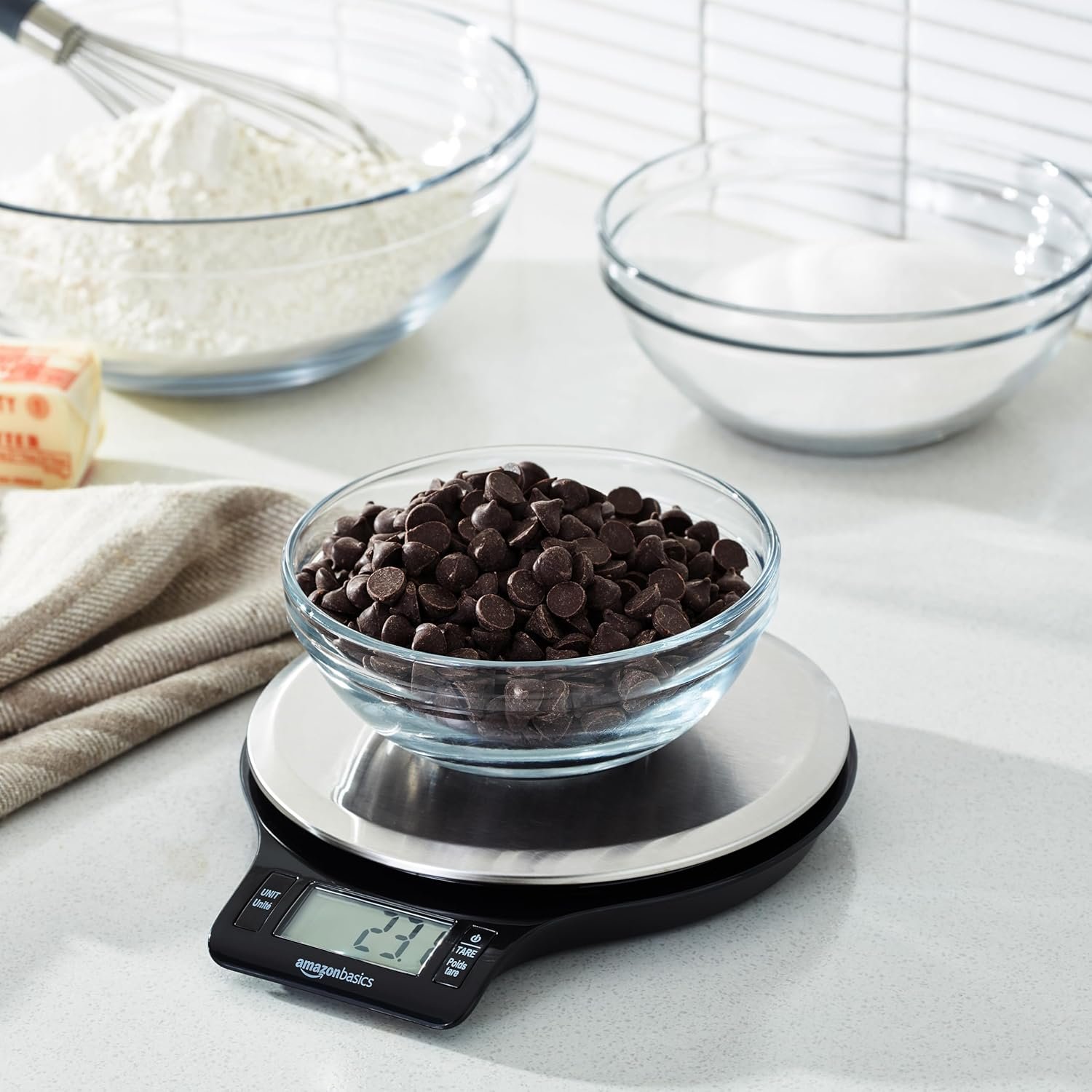Amazon Basics Digital Kitchen Scale with LCD Display, Batteries Included, Weighs up to 11 pounds, Black and Stainless Steel 4 Amazon Basics Digital Kitchen Scale with LCD Display, Batteries Included, Weighs up to 11 pounds, Black and Stainless Steel - Image 4